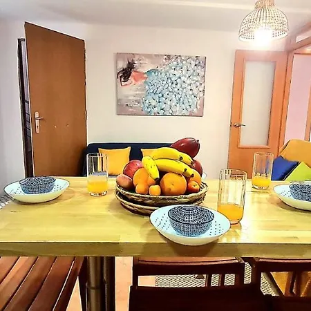 Mediterráneo By Neohotels-centro 8 Min By Metro Apartmán 4*