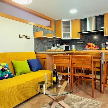 Apartmán Mediterráneo By Neohotels-centro 8 Min By Metro 4*
