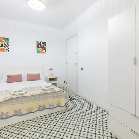 Mediterráneo By Neohotels-centro 8 Min By Metro Apartmán