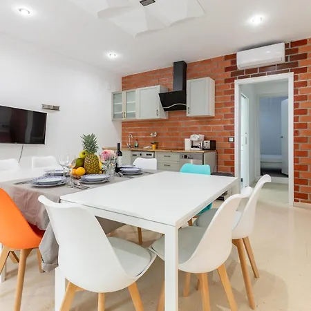 Mediterráneo By Neohotels-centro 8 Min By Metro Apartmán