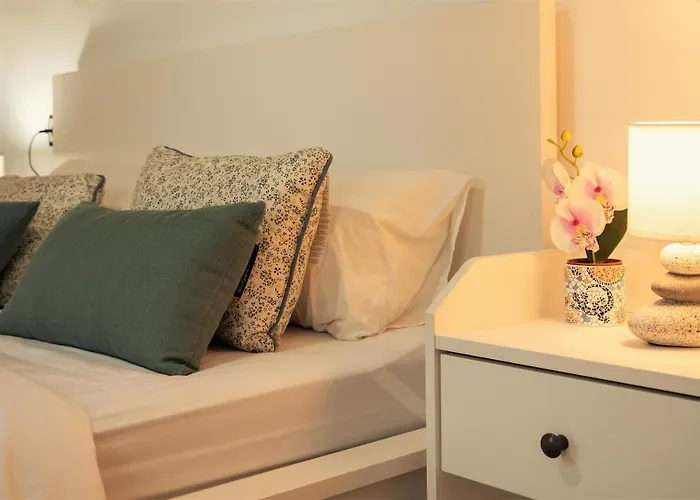 Mediterraneo By Neohotels-centro 8 Min By Metro 4*