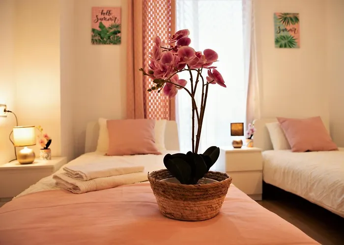 Διαμέρισμα Mediterraneo By Neohotels-centro 8 Min By Metro 4*