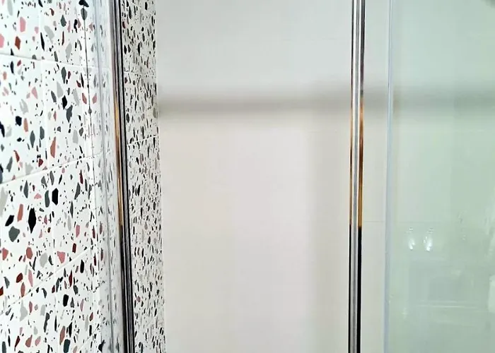 Mediterraneo By Neohotels-centro 8 Min By Metro 4*