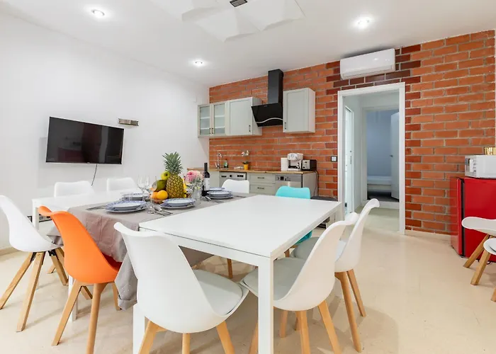 Mediterraneo By Neohotels-centro 8 Min By Metro Διαμέρισμα