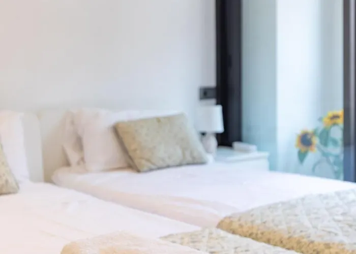 Mediterraneo By Neohotels-centro 8 Min By Metro 4*