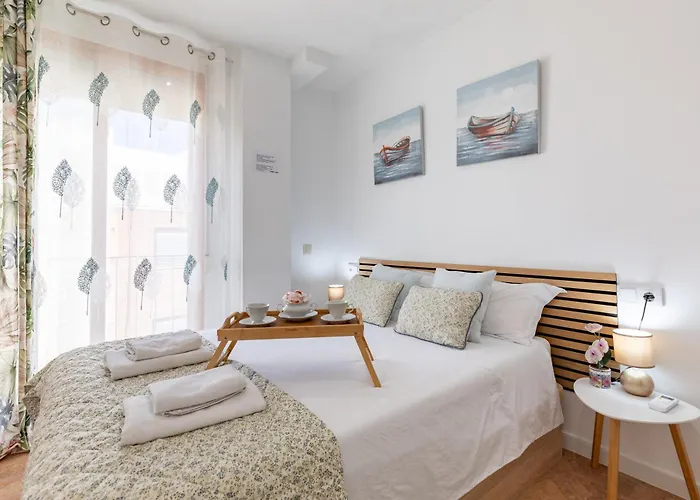 Διαμέρισμα Mediterraneo By Neohotels-centro 8 Min By Metro 4*