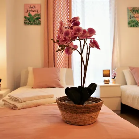 Apartment Mediterraneo By Neohotels-centro 8 Min By Metro *