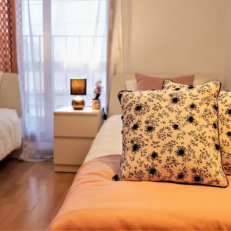 Mediterraneo By Neohotels-centro 8 Min By Metro Valencia