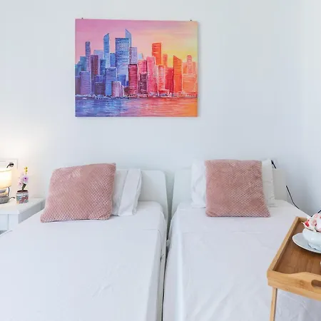 Apartment Mediterraneo By Neohotels-centro 8 Min By Metro
